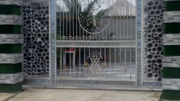 EntrĂ©e de lâhĂ©bergement