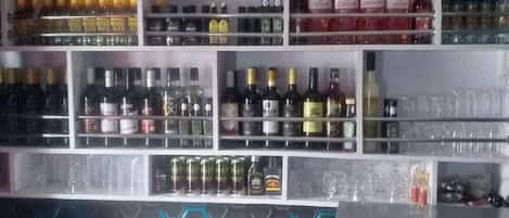 住宿內酒吧