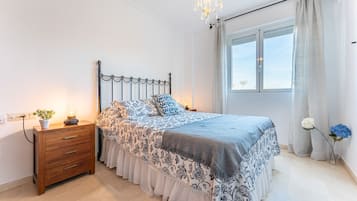 3 makuuhuonetta, ilmainen Wi-Fi, vuodevaatteet