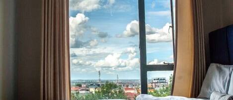 1 bedroom, free WiFi, bed sheets