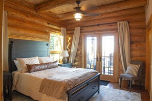 4 Schlafzimmer, Bügeleisen/Bügelbrett, kostenloses WLAN, Bettwäsche