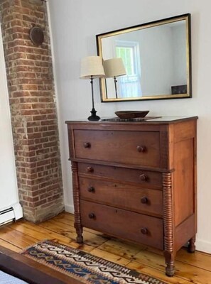 Interior - Tivoli -2 Bedroom Apt -iloviT!
(Tivoli)