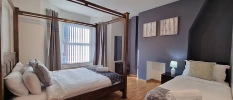 3 bedrooms, iron/ironing board, travel cot, WiFi