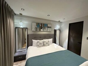 2 chambres, fer et planche à repasser, Wi-Fi, literie fournie