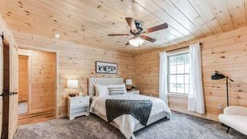 5 bedrooms, WiFi, bed sheets