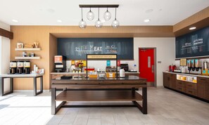 Petit déjeuner compris tous les jours