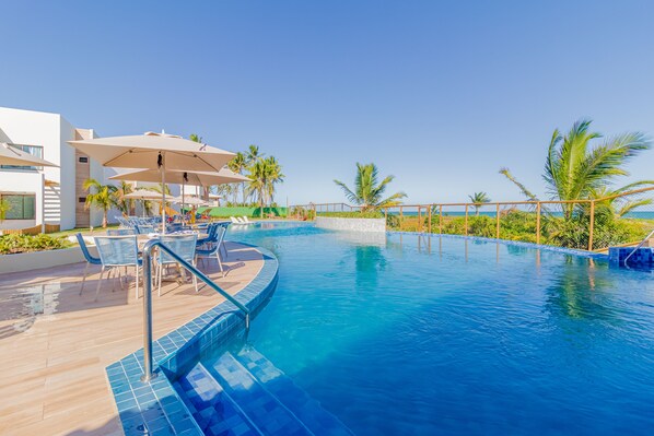 Outdoor pool - IT04 Apto 3 Quartos - Beira Mar (Camaçari)