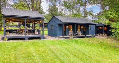 Elizabeth House + Creekside Cabins - Hudson Valley - Event Estate Sleeps 20