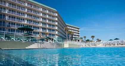 Large Studio on the Beach!