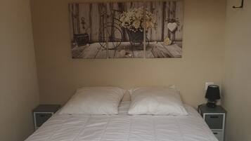 1 chambre, fer et planche Ă repasser, Wi-Fi gratuit