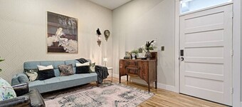 The Monroe @ Lofts on Lee