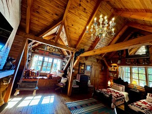 5 quartos, ferros/tábuas de passar roupa, Wi-Fi, roupa de cama