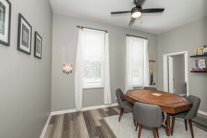 House, Multiple Beds, Patio, Garden View | Dining