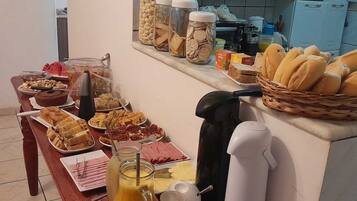 Free daily self-service breakfast
