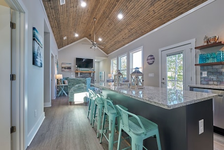 Cottage | Living area