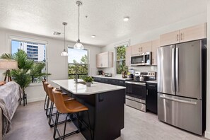 Luxury Apartment | Private kitchen | Coffee/tea maker, electric kettle - Luxury Apartment in Salt Lake City (Salt Lake City)