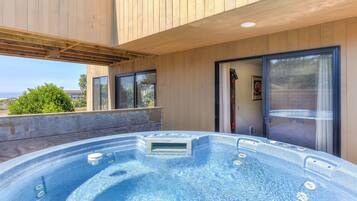 مغطس سبا خارجي