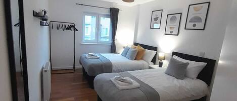 2 bedrooms, iron/ironing board, WiFi, bed sheets