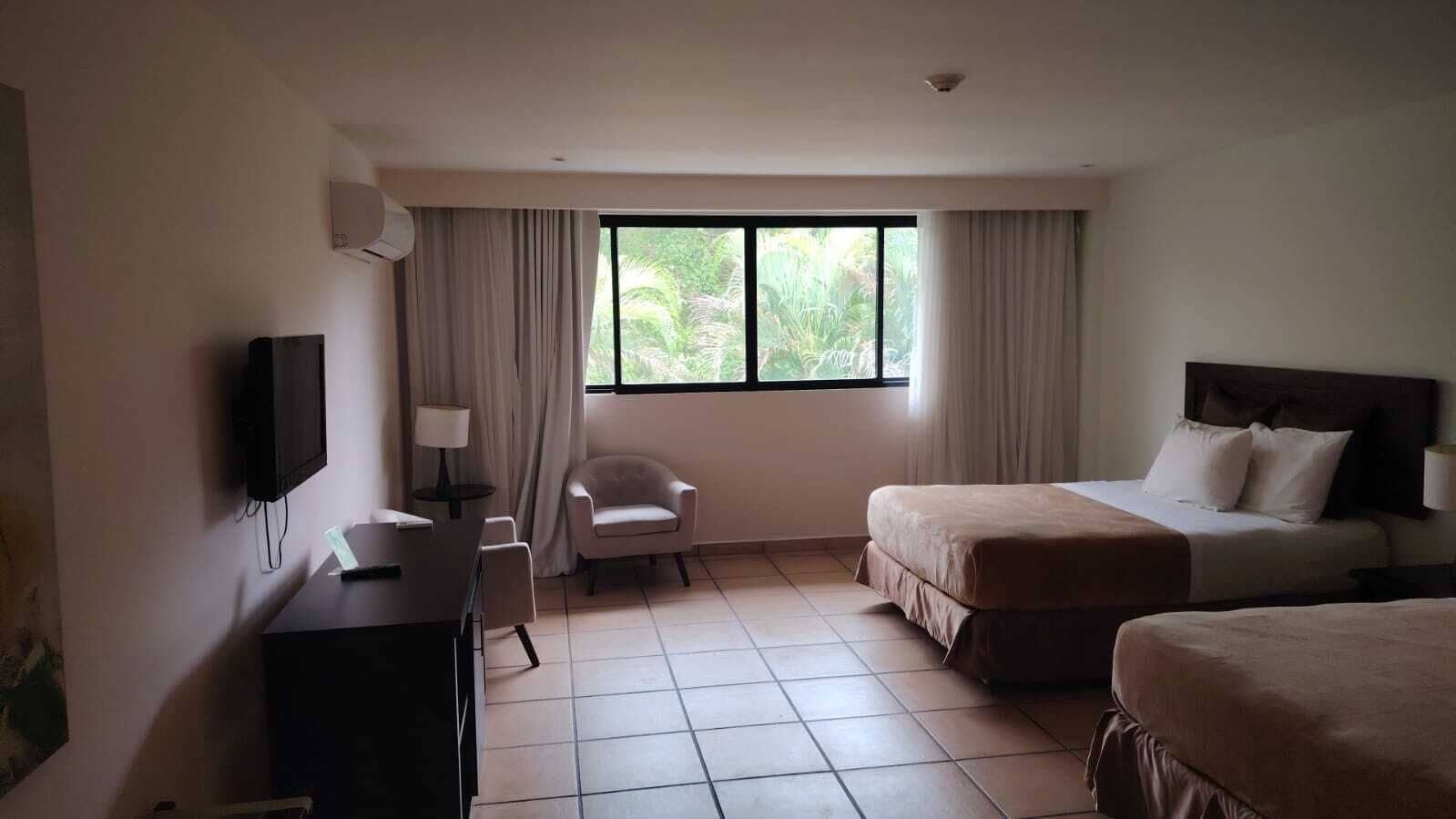 Family Room | 1 bedroom, WiFi (free), bed sheets