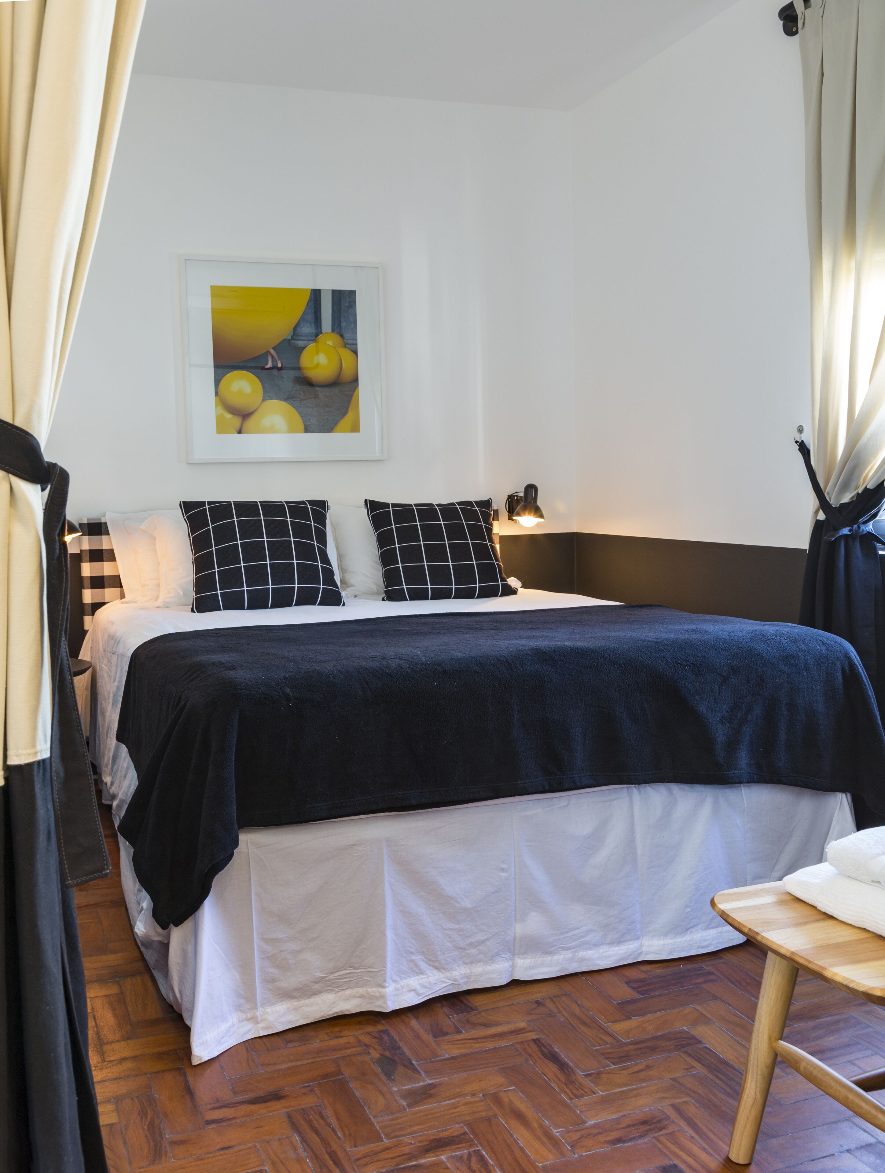 Wi-Fi gratuit, draps fournis