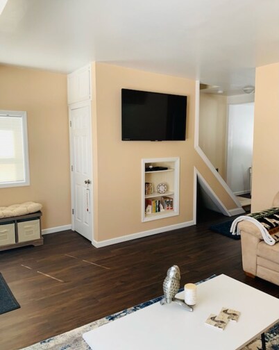 Cozy and clean newly remodeled property just off Main Street in Biwabik