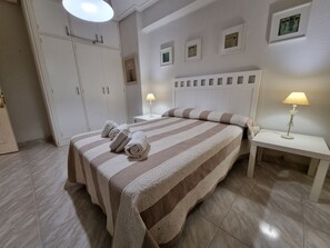2 habitaciones, wifi gratis y ropa de cama 