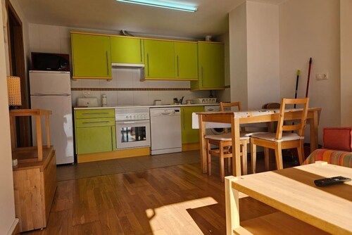 24A03 Apartment Surrounded by Nature by R2R
