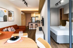 Apartment | 1 bedroom, blackout drapes, free WiFi, bed sheets