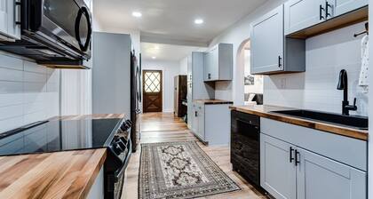 Charming 2 bedroom house, 1 mile from U of O and 7 minute walk to DT Eugene.