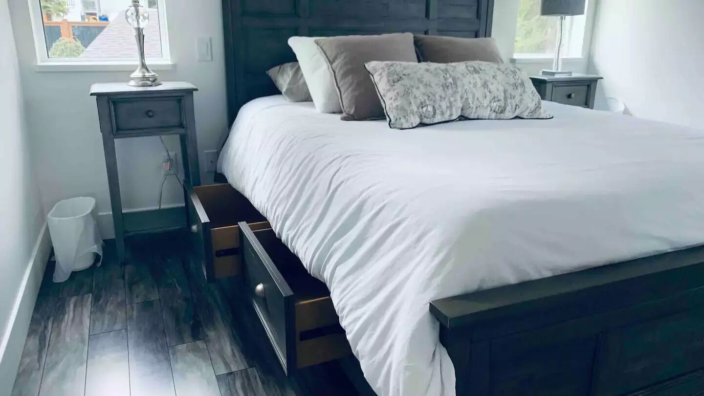 1 多间卧室、熨斗/熨衣板、免费 WiFi、床单