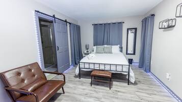 5 slaapkamers, een strijkplank/strijkijzer, wifi, beddengoed