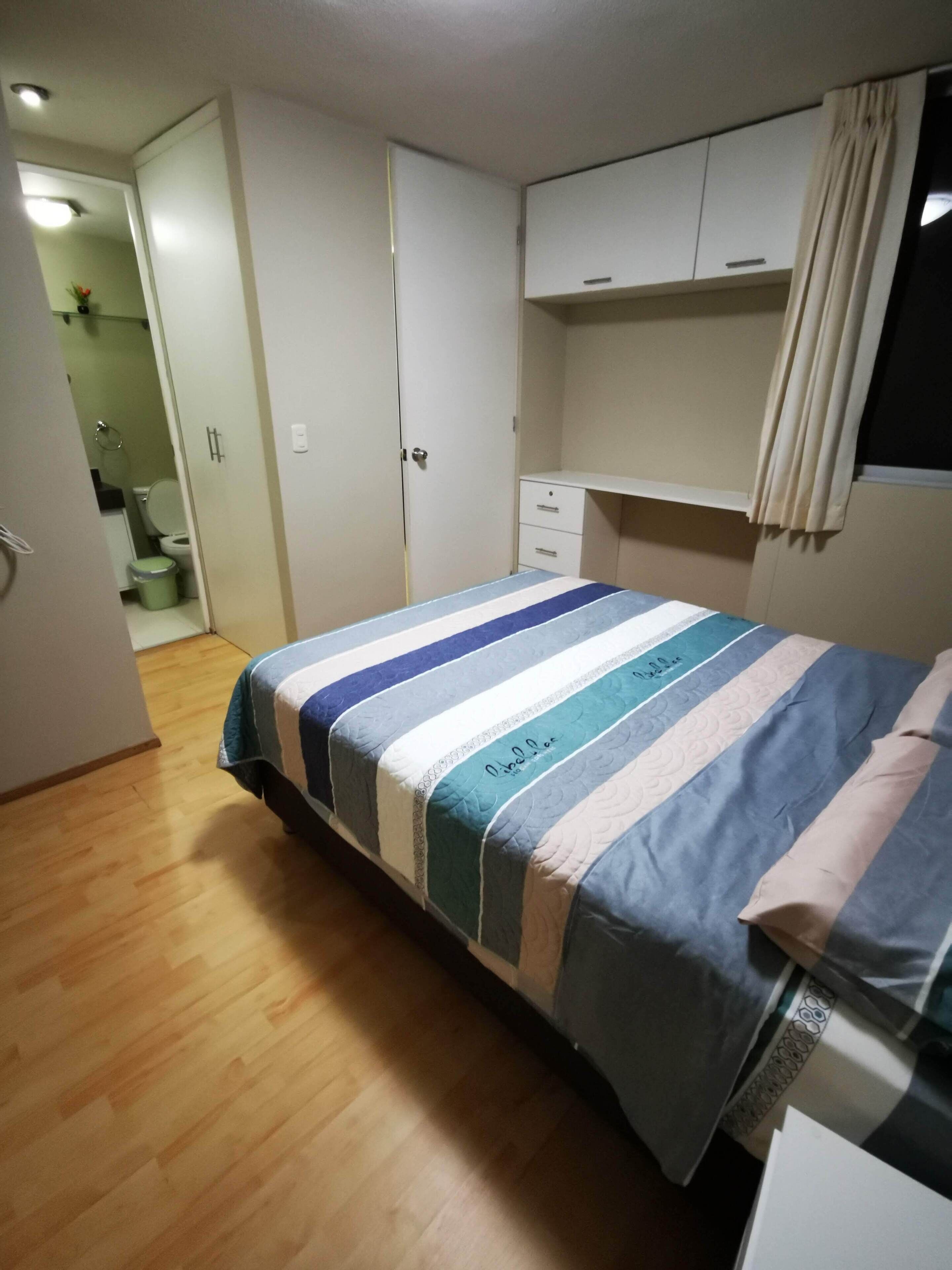 3 多间卧室、熨斗/熨衣板、WiFi、床单