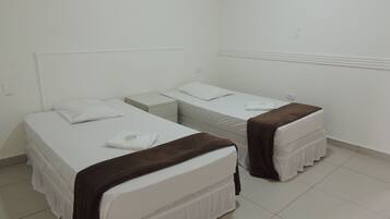 Standard Twin Room | Free WiFi, bed sheets