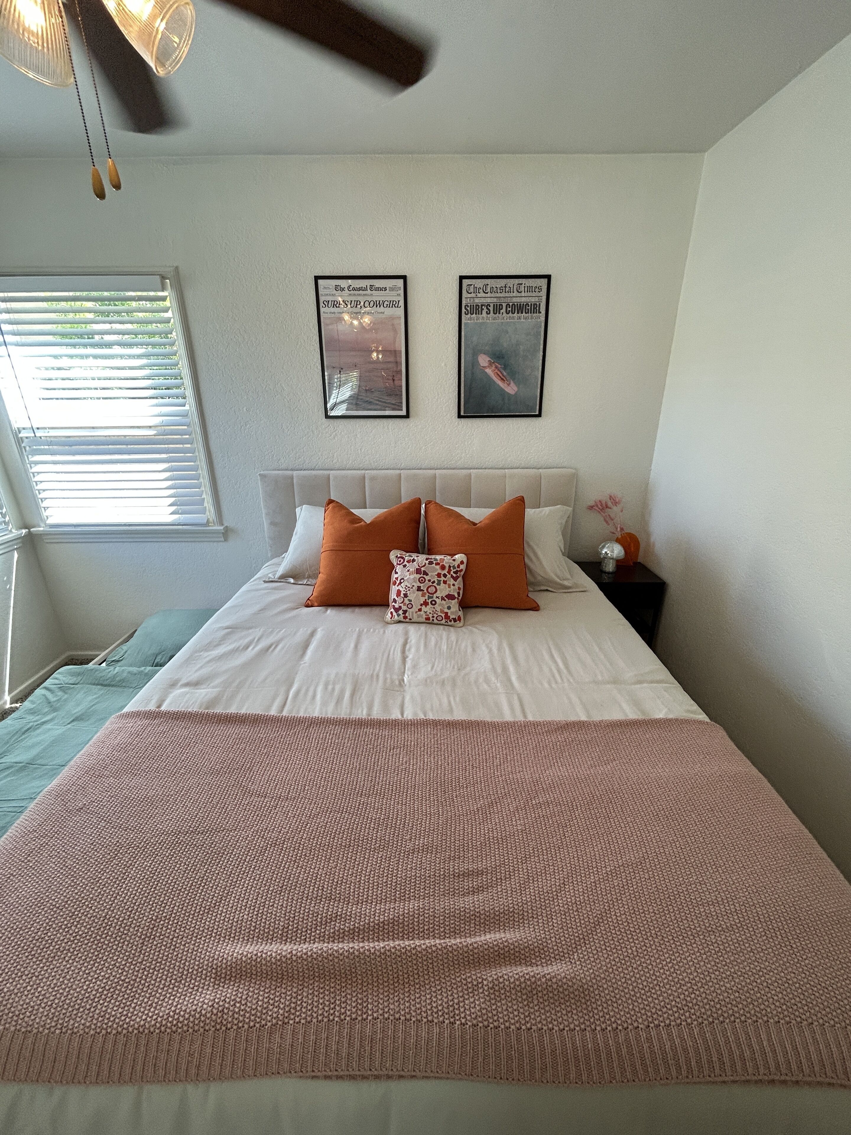 2 chambres, fer et planche à repasser, Wi-Fi, draps fournis