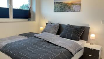 2 Schlafzimmer, schallisolierte Zimmer, Bügeleisen/Bügelbrett
