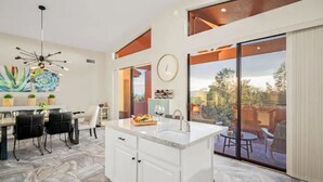 Interior - RedRockViews GreatLocation 4BR 6Beds 3.5Baths DogsWelcome Hiking BBQ HugePatio (Sedona)