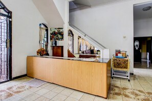 Reception - Hotel O Mw 46 Guesthouse (Yogyakarta)