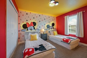 House - Brand new Home Themed Bedrooms Prime Location (Kissimmee)