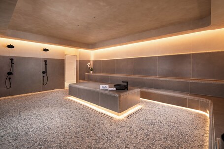 Gale Miami Hotel and Residences - Image 18