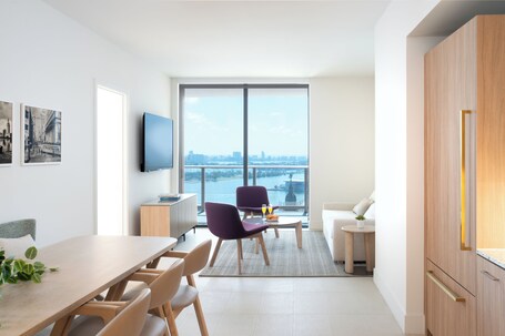 Gale Miami Hotel and Residences - Image 39