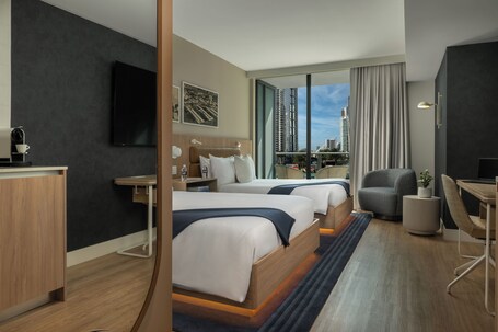 Gale Miami Hotel and Residences - Image 47