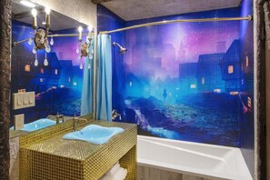 Cinderella's Gown | Bathroom