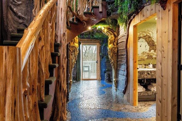 The Faerie Forest | Living area