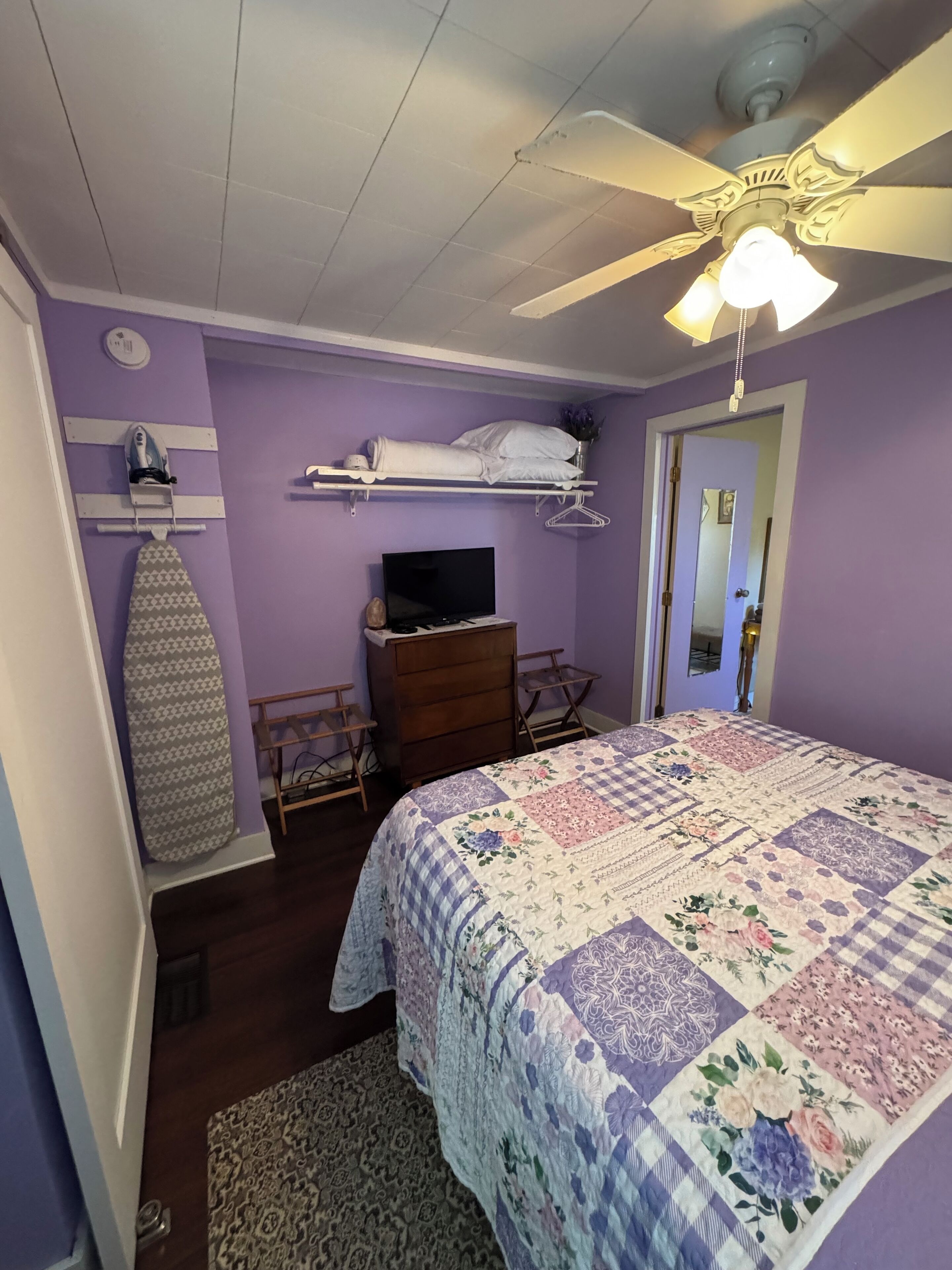 1 多间卧室、办公桌、熨斗/熨衣板、免费 WiFi