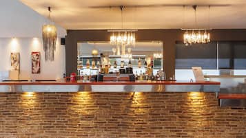 Bar (in der Unterkunft)