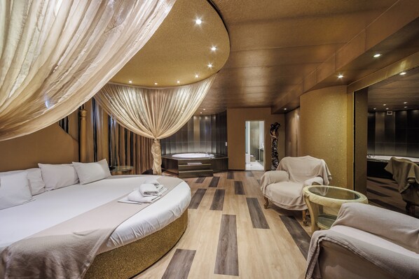 Presidential Suite, Hot Tub | 1 bilik tidur, langsir/tirai gelap terus, kalis bunyi 