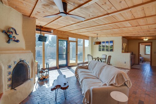Santa Fe Vacation Rental w/ Patios & Pool Access!