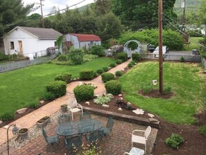 تناول الطعام بالخارج