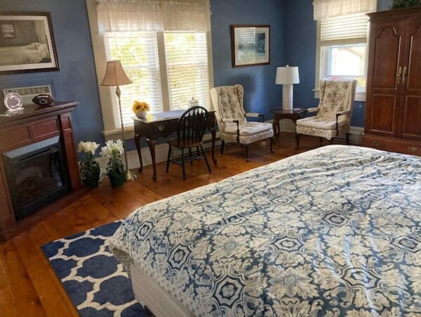 4 عدّة غرف نوم ومكواة/لوح كي وواي فاي مجانًا وملاءات أسرّة