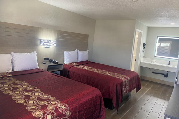 Standard Room, 2 Queen Beds | Desk, free WiFi
